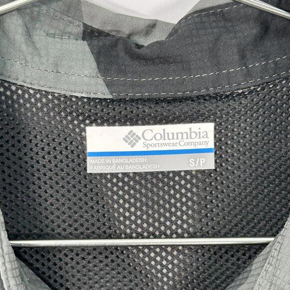 Columbia Utilizer Gray Camo Button Up Small - Picture 3 of 7